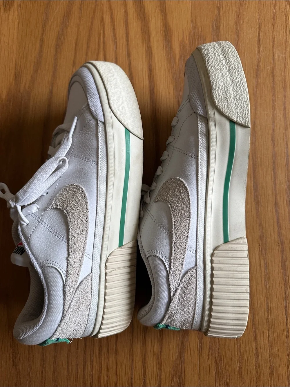 Nike low top